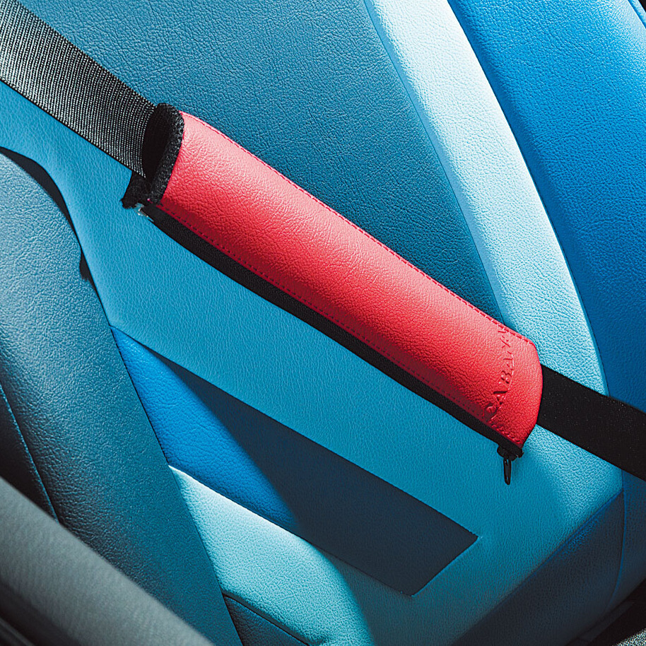 CABANA シートベルトパッド ルースターレッド